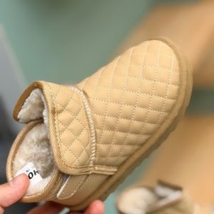 خرید اینترنتی بوت بچگانه نیمساق شنل دوزی از Kshoes کد 4072701