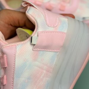 خرید اینترنتی قیمت کتونی اسکیتی چراغدار طرح کرومی ملودی از KAKA کد 4072702