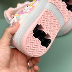 خرید اینترنتی قیمت کتونی اسکیتی چراغدار طرح کرومی ملودی از KAKA کد 4072702