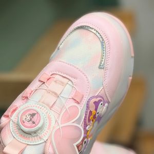 خرید اینترنتی قیمت کتونی اسکیتی چراغدار طرح کرومی ملودی از KAKA کد 4072702