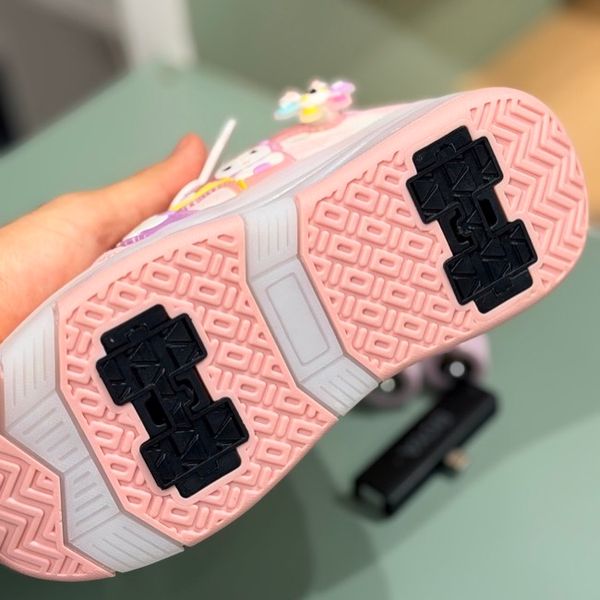 کتونی اسکیتی چراغدار طرح کرومی ملودی از KAKA کد 4072702