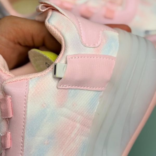 کتونی اسکیتی چراغدار طرح کرومی ملودی از KAKA کد 4072702