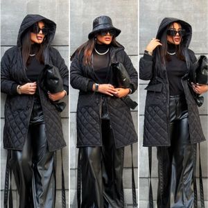 کاپشن  زنانه طرح امبردی