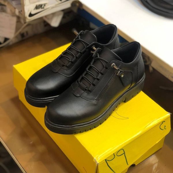 کفش نیم بوت چرم زنانه مدل لیو رنگ مشکی