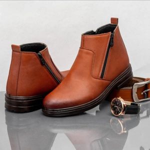 کفش نیم بوت چرم مردانه دو زیپ رنگ عسلی