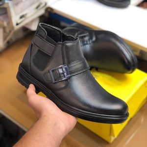 خرید اینترنتی کفش نیم بوت چرم مردانه مدل زرین رنگ مشکی