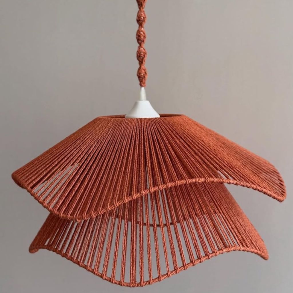 مشخصات لوستر مکرومه بافی مدل لاله