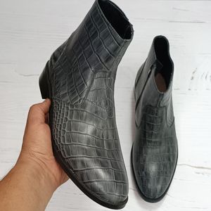 خرید انلاین نیم بوت مردانه مجلسی چرم طبیعی دستدوز آلپاین کروکودیلی طوسی