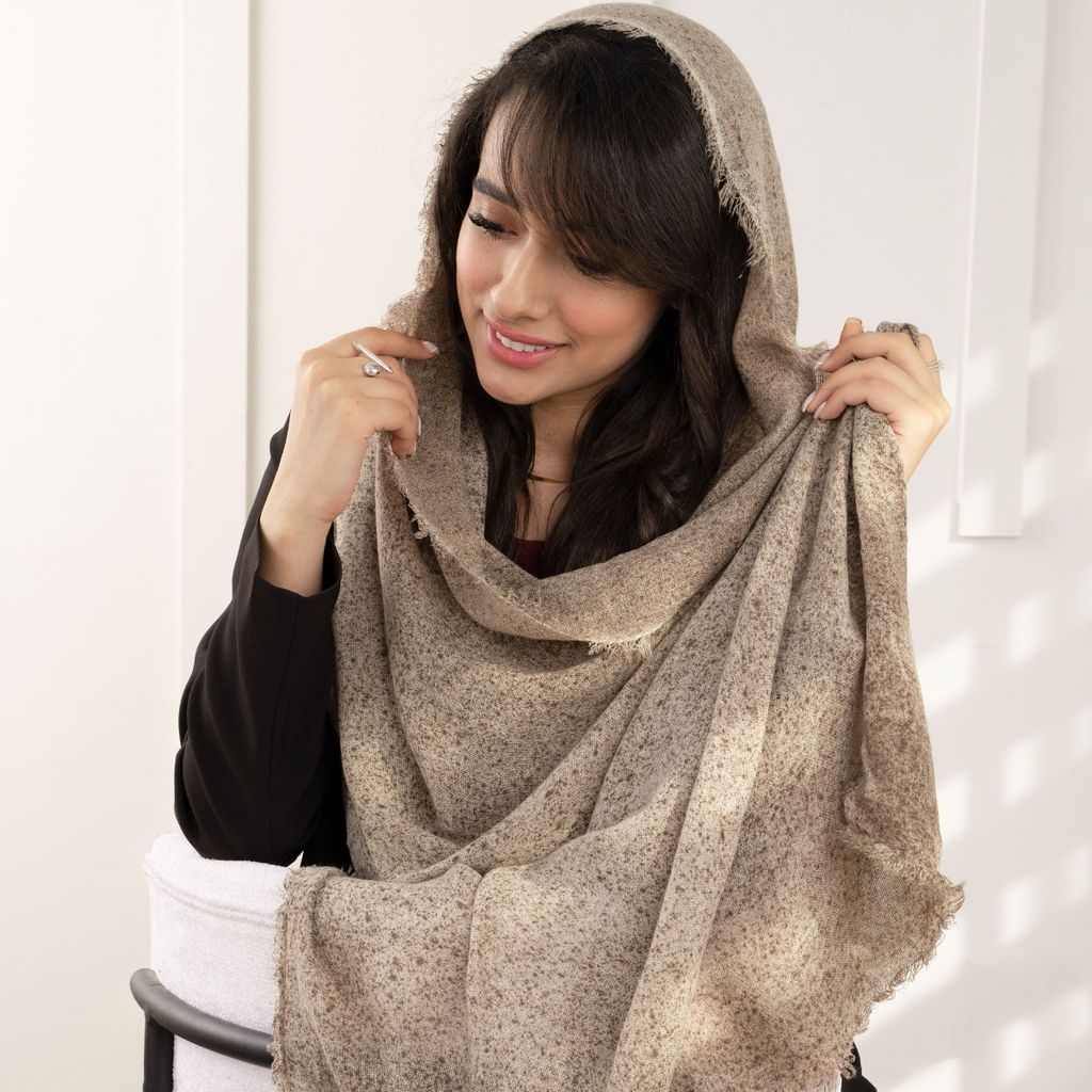 خرید اینترنتی شال پاییزه هدیه