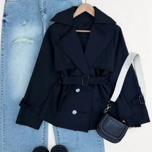 مشخصات بارونی چهار دکمه