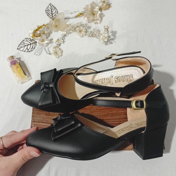 کفش مجلسی زنانه جلو بسته پاشنه دار اروپایی