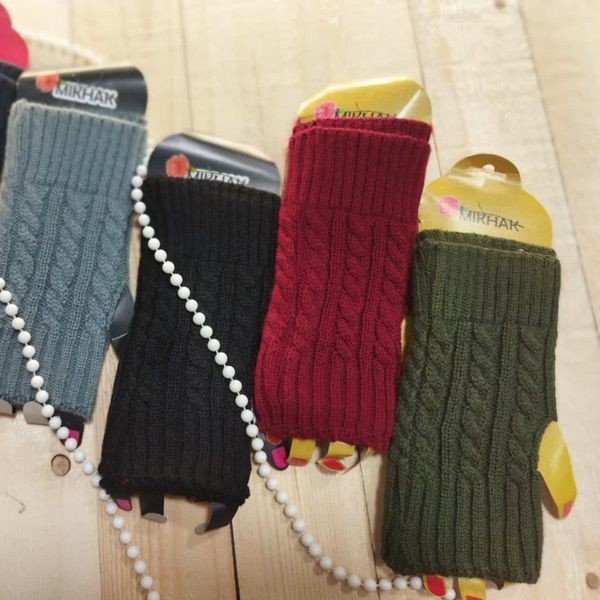 ساق دست بافتنی زنانه