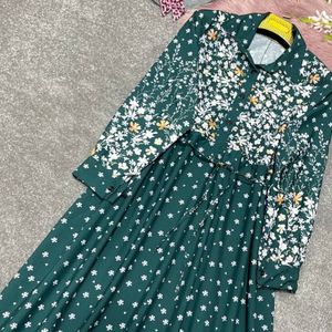 خرید آنلاین پیراهن ساحلی طرح شکوفه