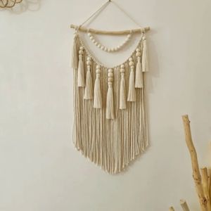 مینی دیوار کوب‌مکرومه بافی رنگ شیری