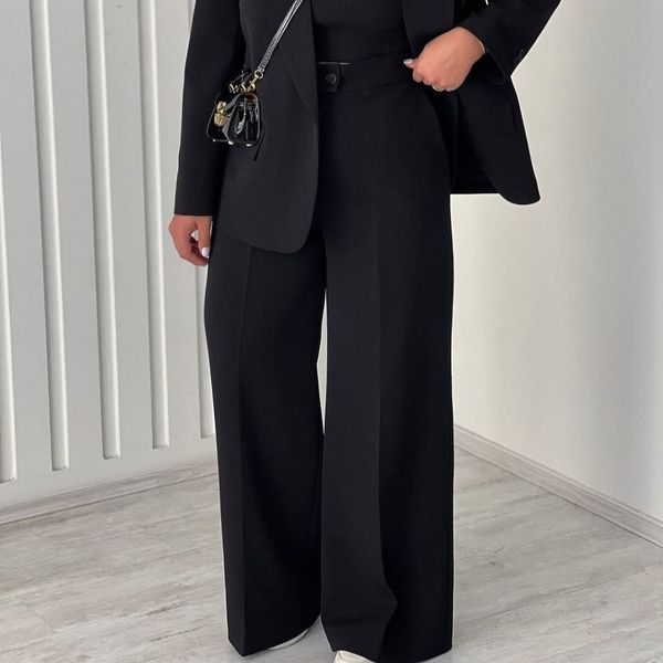 کت و شلوار زنانه