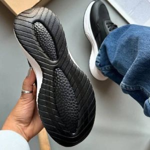 خرید آنلاین کتونی اسپرت جدید