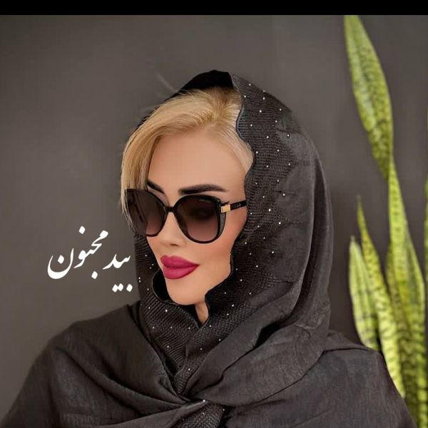 شال مشکی گلدوزی