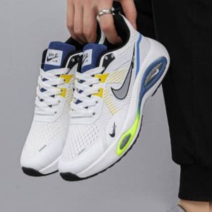 کفش نایک اسکای خارجی مردانه رنگ سفید