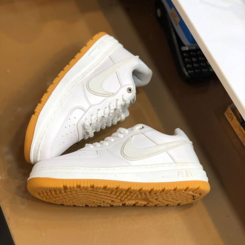 خرید انلاین کفش نایک ایرفورس مردانه رنگ سفید