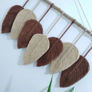 دیوار کوب برگ مکرومه بافی