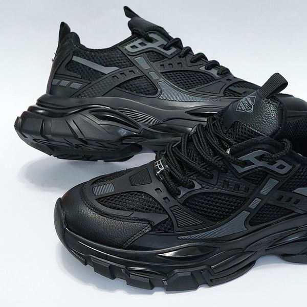 کتونی طرح بالنسیاگا Balenciaga بسیار شیک و با کیفیت