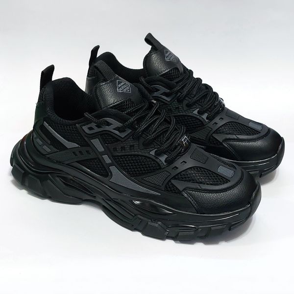 کتونی طرح بالنسیاگا Balenciaga بسیار شیک و با کیفیت