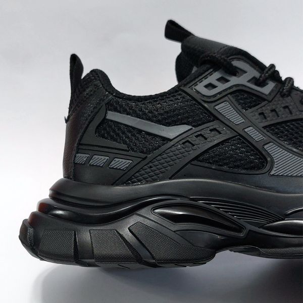 کتونی طرح بالنسیاگا Balenciaga بسیار شیک و با کیفیت