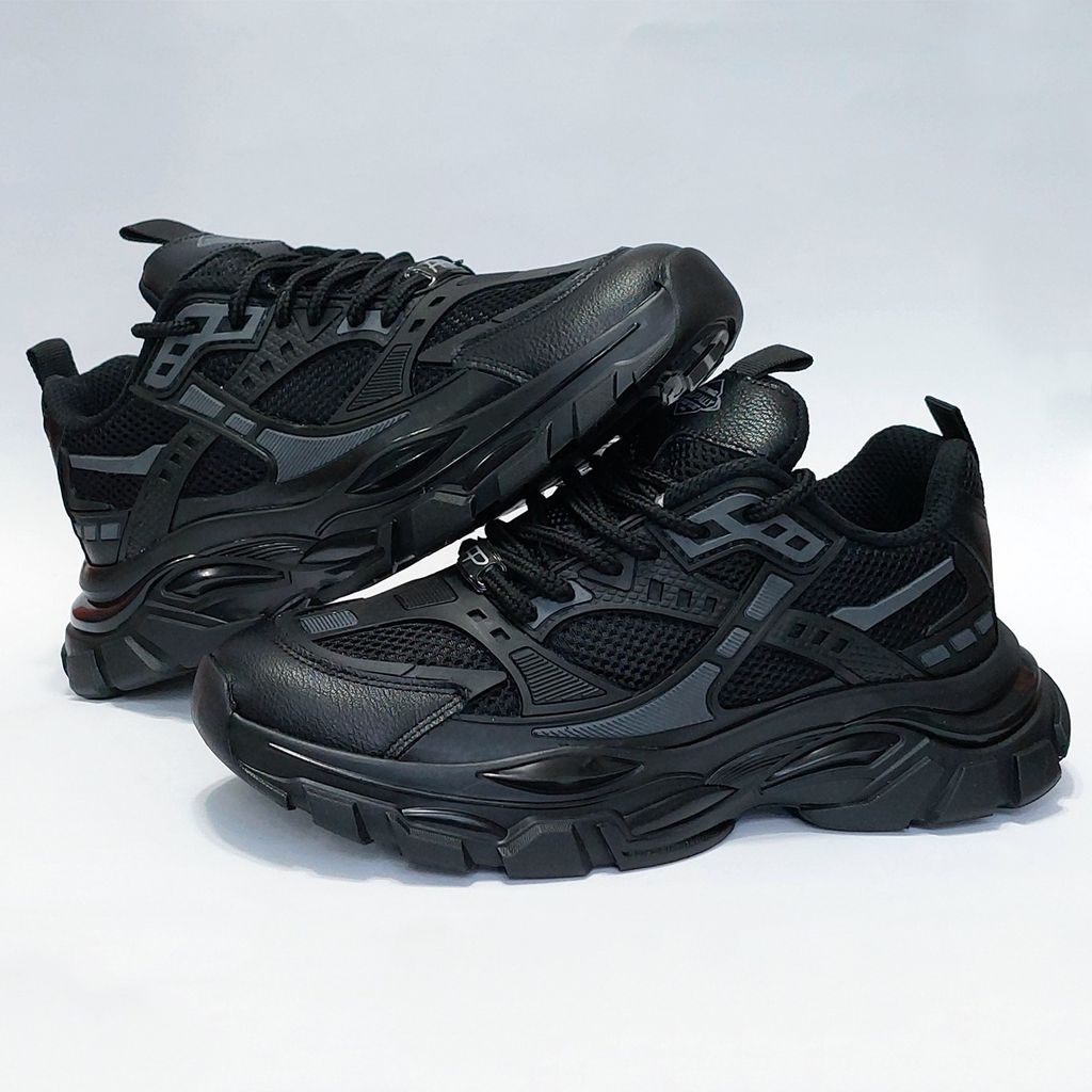 فروش اینترنتی کتونی طرح بالنسیاگا Balenciaga بسیار شیک و با کیفیت