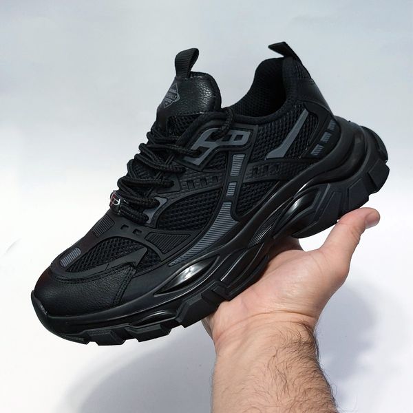 کتونی طرح بالنسیاگا Balenciaga بسیار شیک و با کیفیت