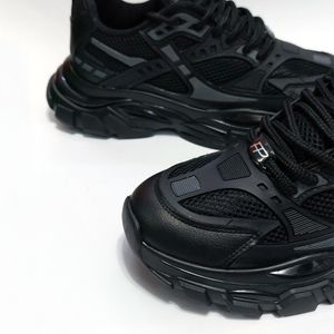 فروش اینترنتی کتونی طرح بالنسیاگا Balenciaga بسیار شیک و با کیفیت