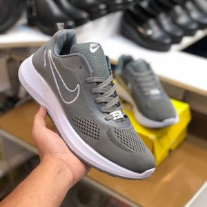 قیمت ارزان کفش نایک بزرگپا مردانه برند سهند رنگ طوسی