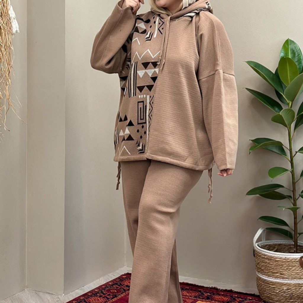 قیمت بافت ست زنانه طرح هودی و شلوار