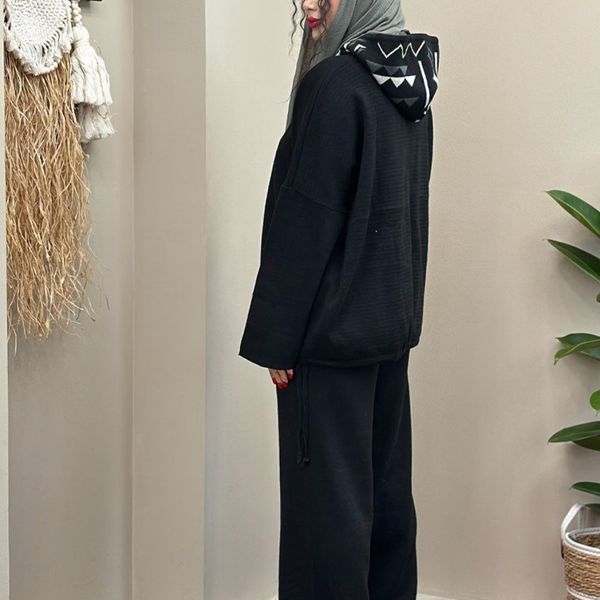 بافت ست زنانه طرح هودی و شلوار رزا