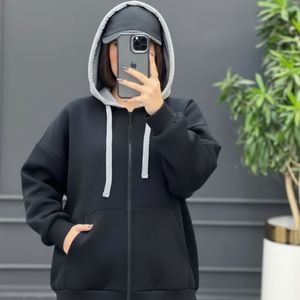 مشخصات سویشرت زنانه طرح کلاه دورس طوسی