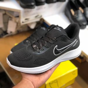 فروش اینترنتی کفش نایک بزرگپا مردانه برند سهند رنگ مشکی