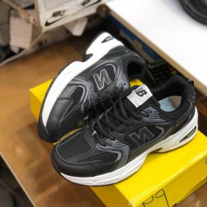 فروش اینترنتی کفش نیوبالانس 530 مردانه خارجی رنگ مشکی