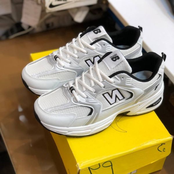 کفش نیوبالانس 530 مردانه خارجی رنگ سفید مشکی