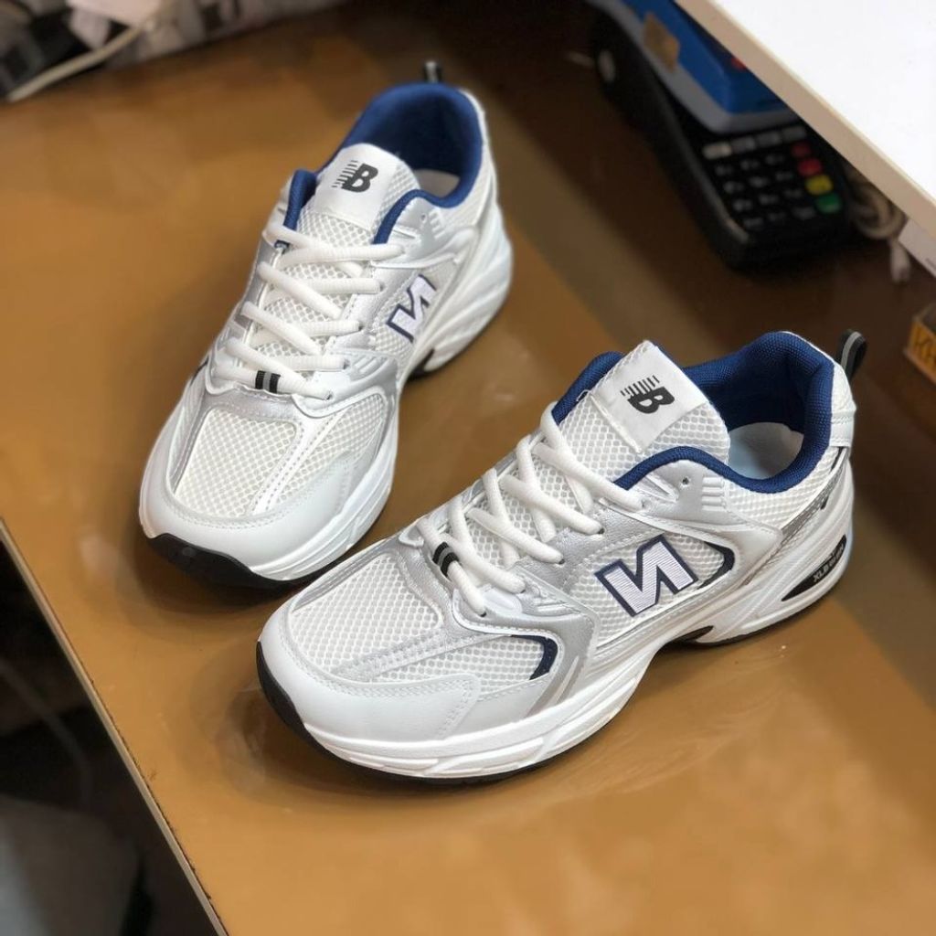قیمت کفش نیوبالانس 530 مردانه خارجی رنگ سفید سورمه ای