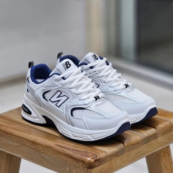 کفش نیوبالانس 530 مردانه خارجی رنگ سفید سورمه ای