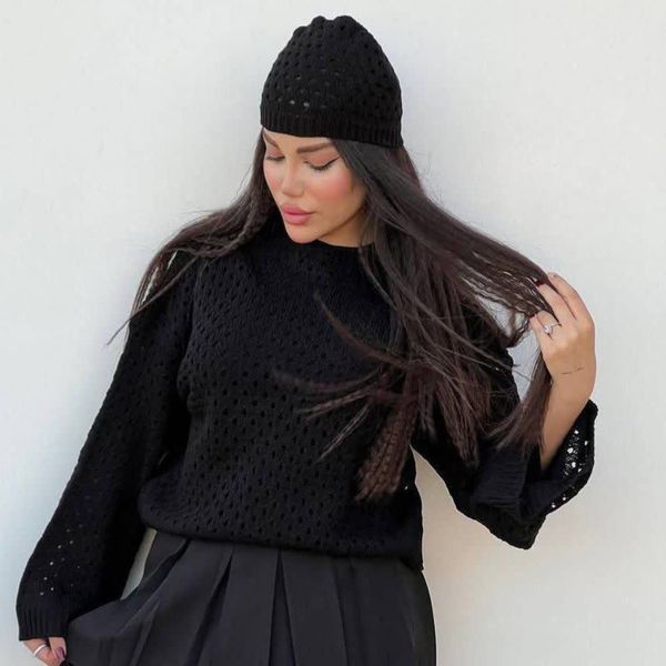 ست کراپ و کلاه بافت