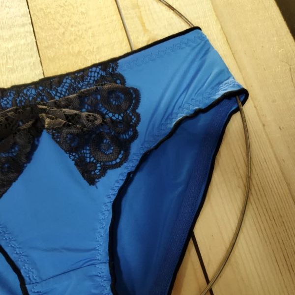 شورت لیزری جلو پاپپیون زنانه sh3u