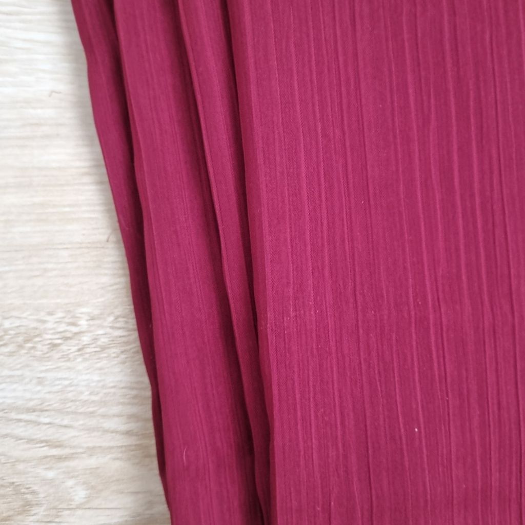 خرید اینترنتی قواره 2 متری پارچه زرشکی طول 2 متر عرض 1ونیم متر