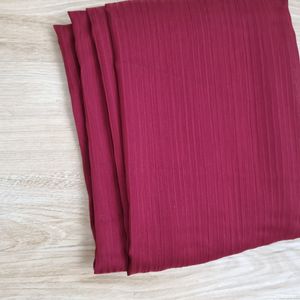 خرید اینترنتی قواره 2 متری پارچه زرشکی طول 2 متر عرض 1ونیم متر