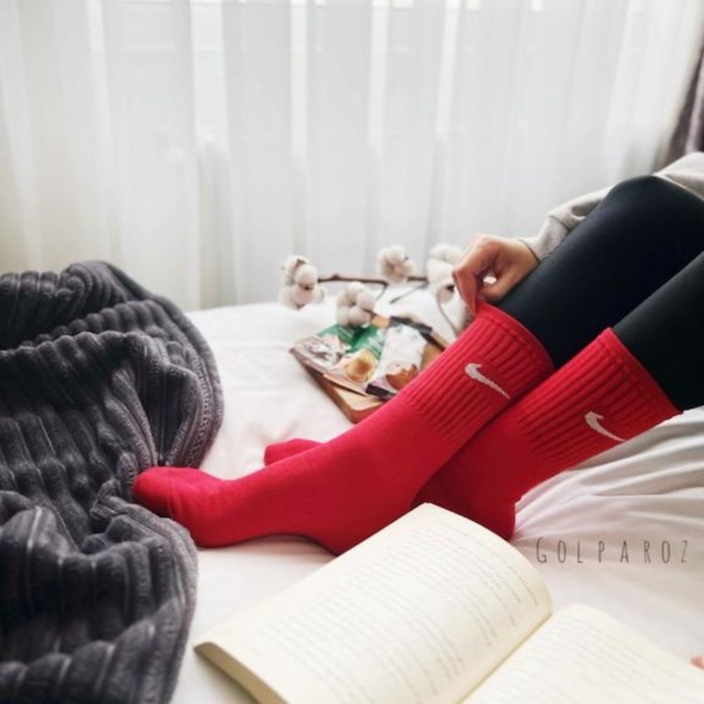 فروش اینترنتی جوراب ساقدار رنگی طرح نایک