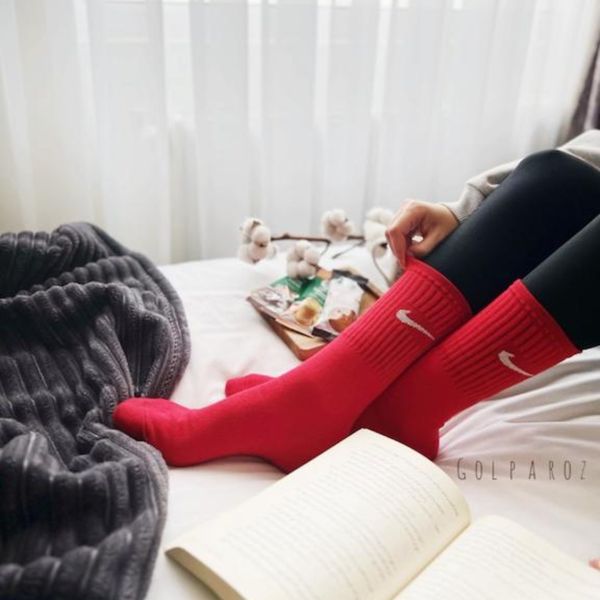 جوراب ساقدار رنگی طرح نایک