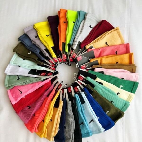 جوراب ساقدار رنگی طرح نایک