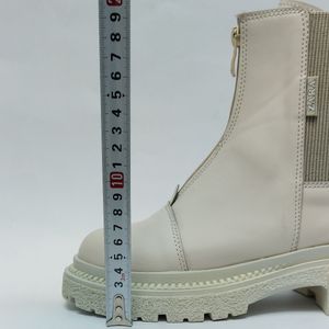 خرید آنلاین نیم بوت زیپدار بغل کش زارا Zara