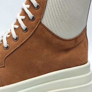 قیمت بوت پرطرفدار بندی زیپ دار بغل کش عسلی با کیفیت