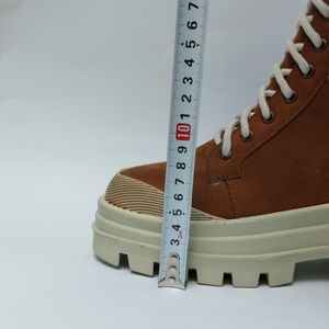 قیمت ارزان بوت پرطرفدار بندی زیپ دار بغل کش عسلی با کیفیت