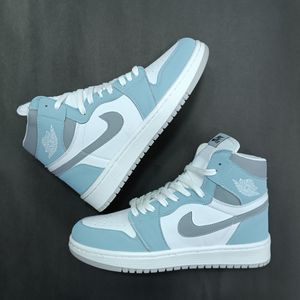 خرید اینترنتی کتونی مردانه جردن 1 هایپر رویال ساقدار کیفیت بالا